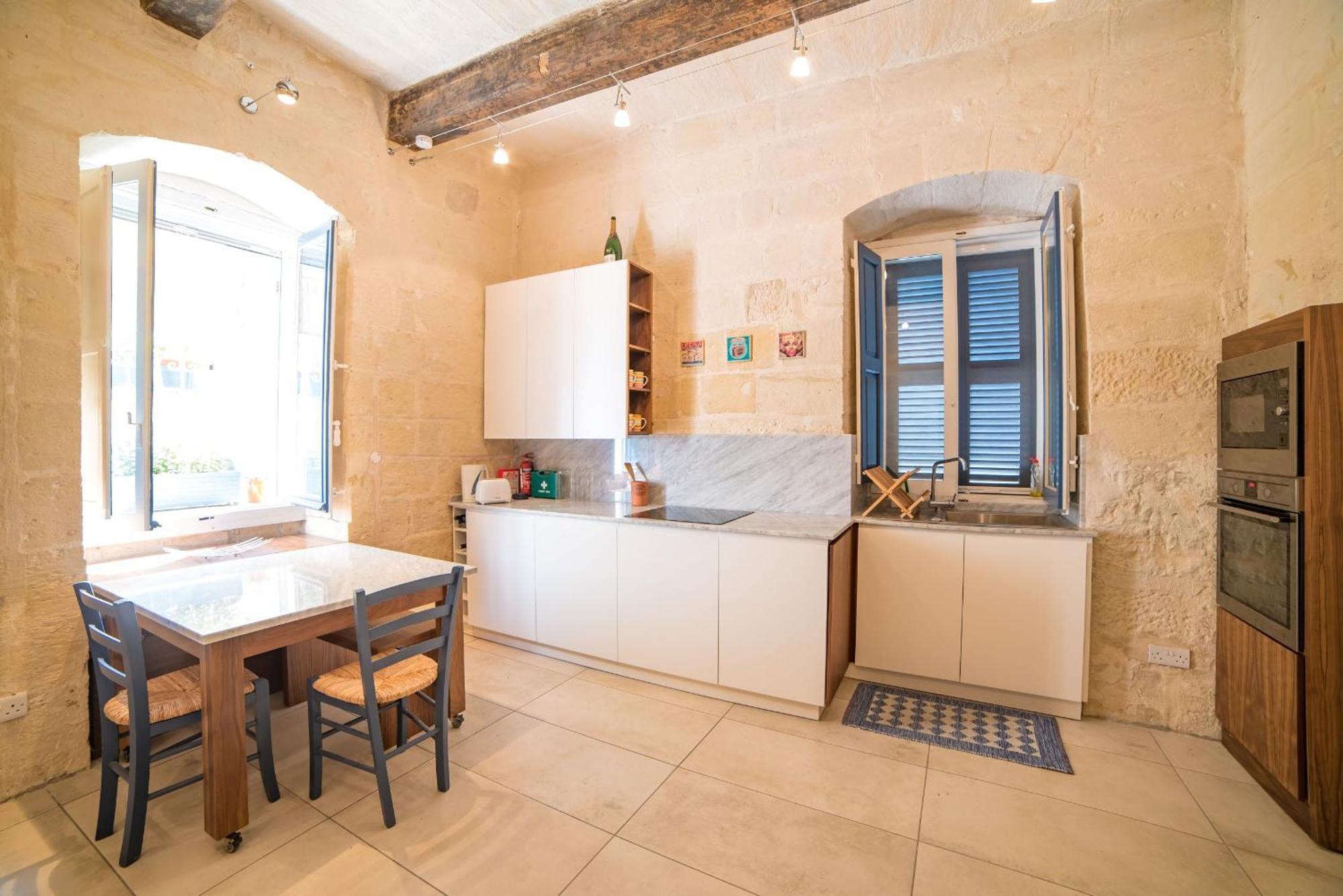 The Artist Apartment Valletta Exterior photo